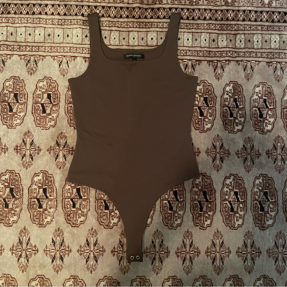 Banana republic scoop-neck thong bodysuit